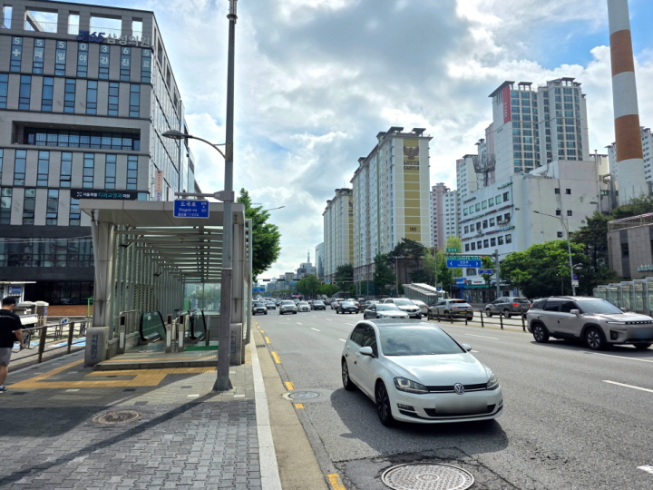 [지하철/광역전철 역사 탐방] 강남 속 로컬상권 - 수인·분당선 한티역