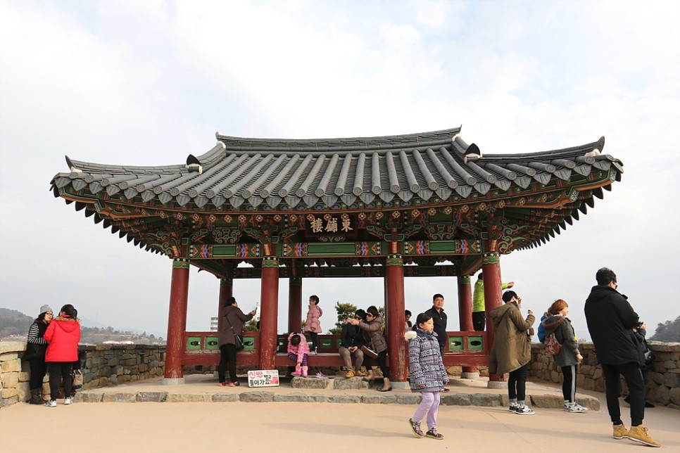 동포루
