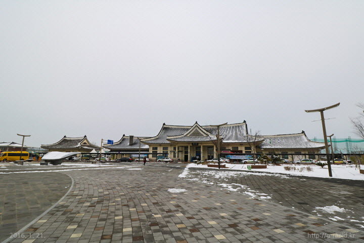 눈내린 전주역 전경