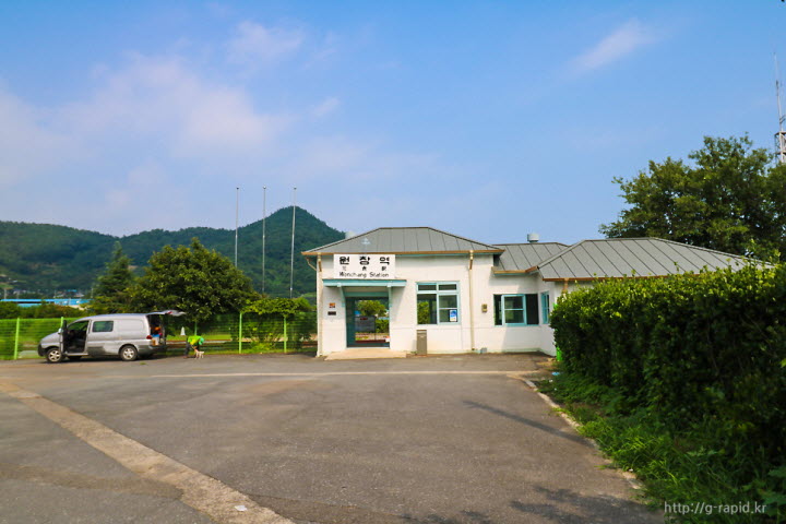 원창역 앞 광장 및 주차장